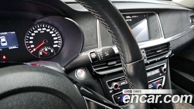 Kia K5 2019 — photo 18