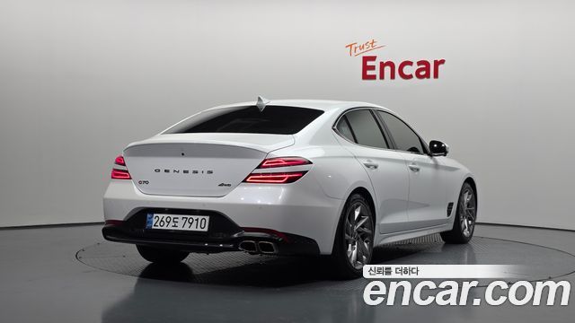 Genesis G70 2022 — photo 2