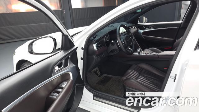 Genesis G70 2022 — photo 10