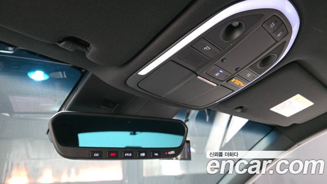 Genesis G70 2022 — photo 17