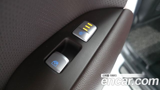 Genesis G70 2022 — photo 19