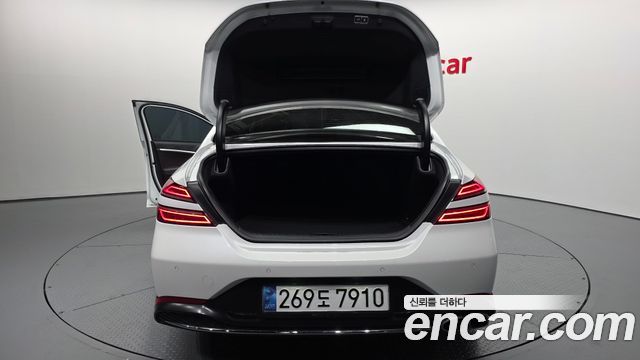 Genesis G70 2022 — photo 20