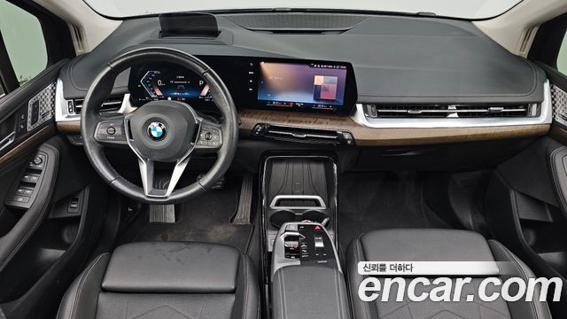 BMW 2-Series 2023 — photo 7