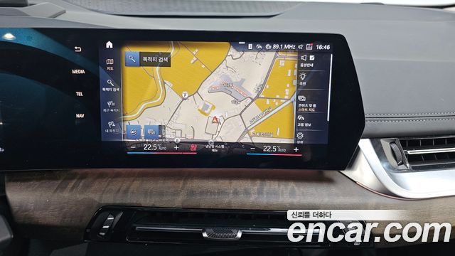 BMW 2-Series 2023 — photo 14