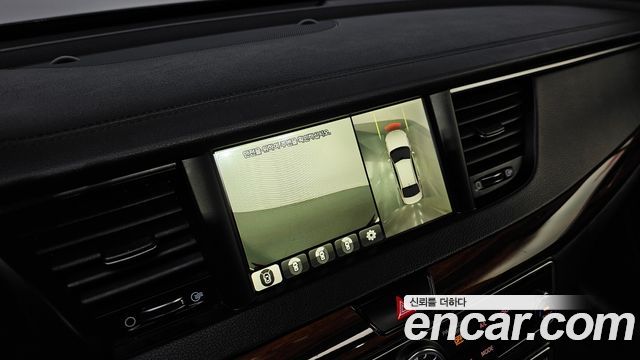 Kia K7 2016 — photo 16