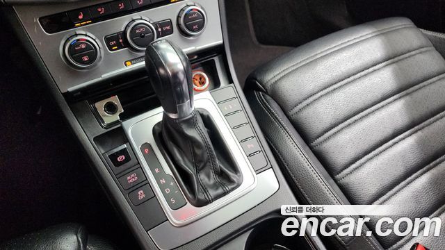 Volkswagen CC 2014 — photo 9