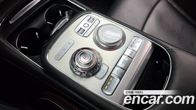 Genesis G90 2023 — photo 9
