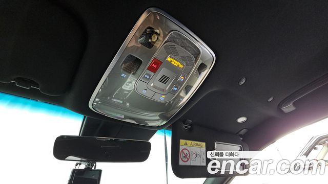 Genesis G90 2023 — photo 18