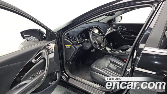 Hyundai Grandeur 2013 — photo 11