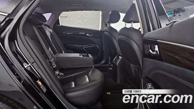 Kia K7 2018 — photo 12