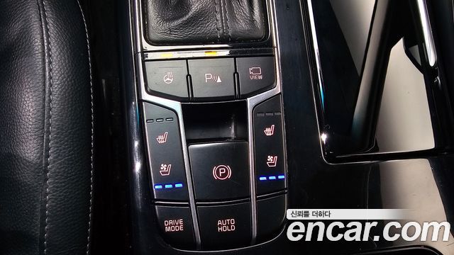 Kia K7 2018 — photo 16