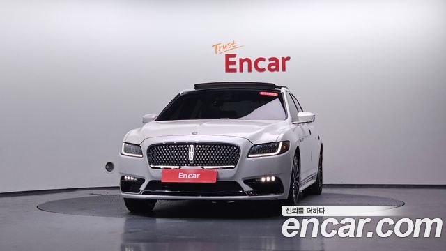 Lincoln Continental 2017 — photo 3