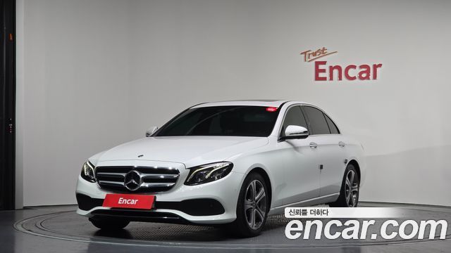 Mercedes-Benz E-Class 2018 — photo 1