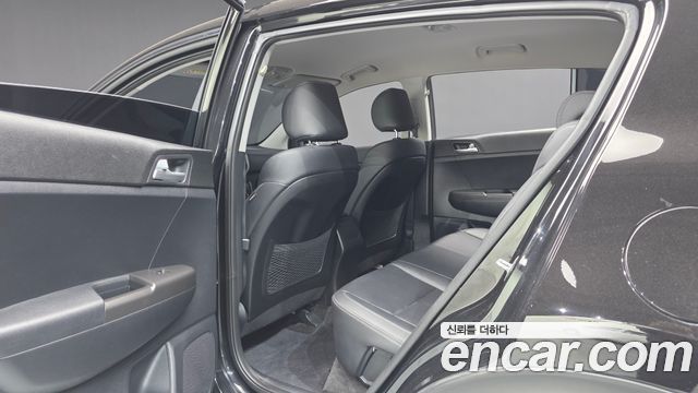 Kia Sportage 2017 — photo 18
