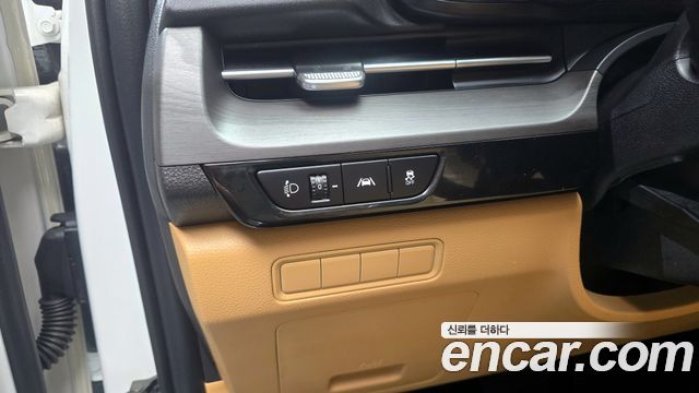 Kia Canival 2023 — photo 13