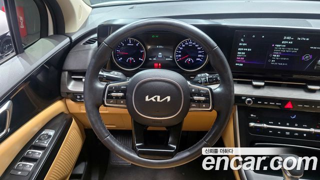 Kia Canival 2023 — photo 14