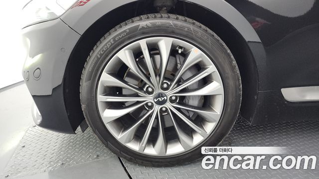Kia K9 2022 — photo 5