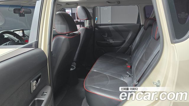 Kia Soul 2010 — photo 13