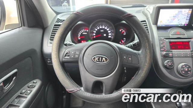 Kia Soul 2010 — photo 14