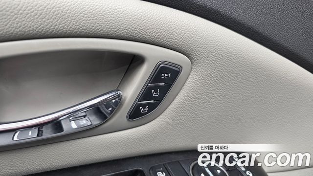 Kia Canival 2018 — photo 16