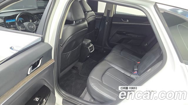 Kia K5 2020 — photo 11