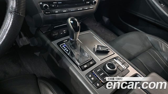 Hyundai Genesis 2016 — photo 9