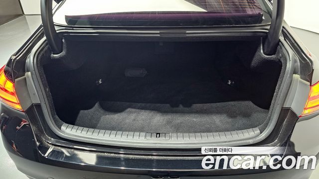 Hyundai Genesis 2016 — photo 20