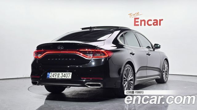 Hyundai Grandeur 2017 — photo 2