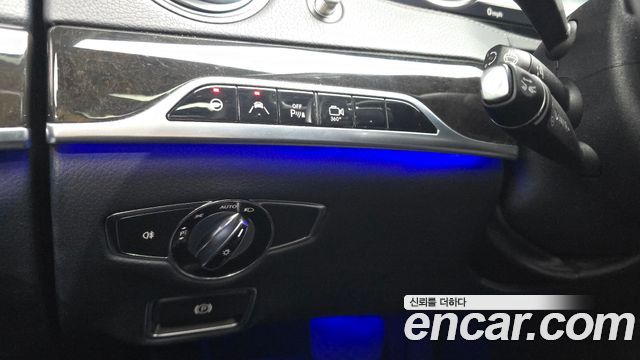 Mercedes-Benz S-Class 2015 — photo 16