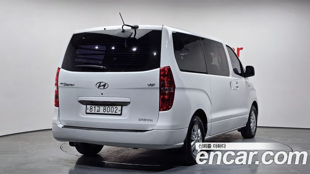 Hyundai Starex 2017 — photo 2