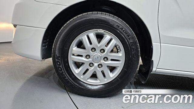 Hyundai Starex 2017 — photo 5