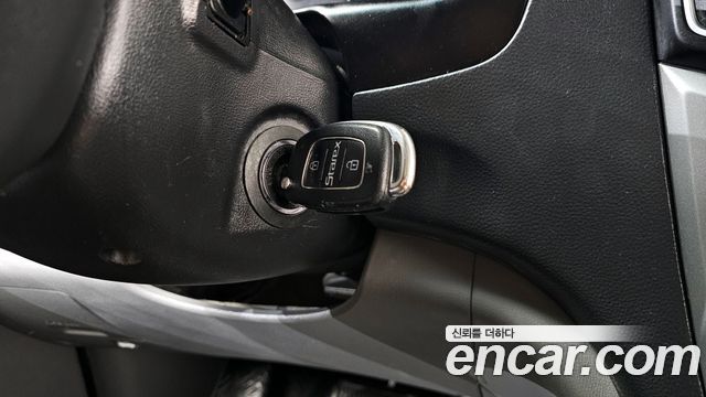Hyundai Starex 2017 — photo 17