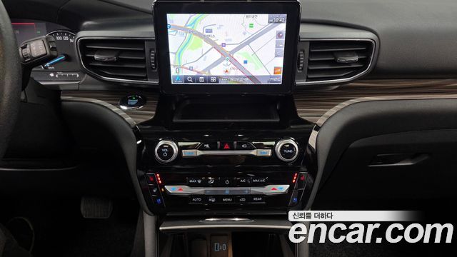 Ford Explorer 2021 — photo 14