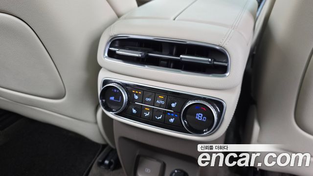 Genesis GV80 2022 — photo 19
