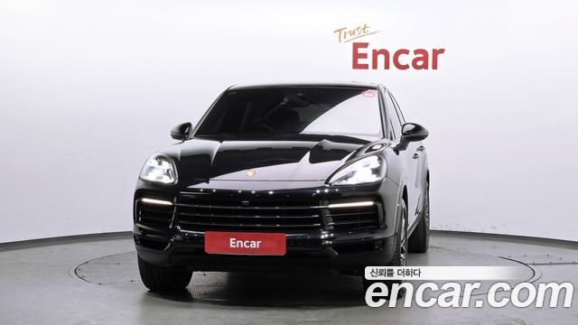 Porsche Cayenne 2021 — photo 3