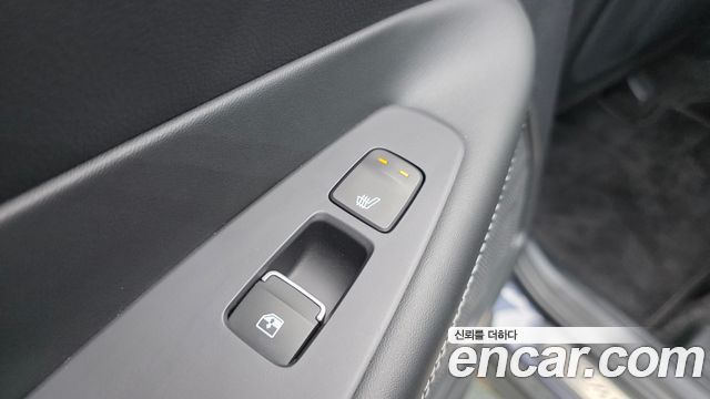 Hyundai Santafe 2021 — photo 18