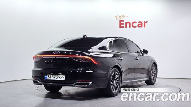 Hyundai Grandeur 2022 — photo 2