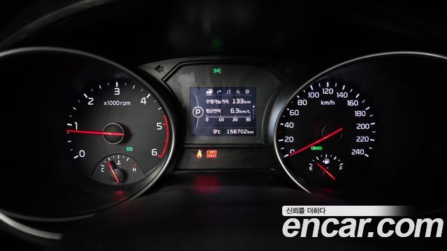 Kia Canival 2015 — photo 8