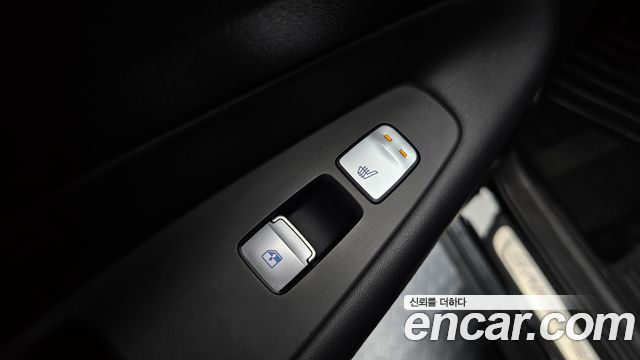 Hyundai Santafe 2021 — photo 18