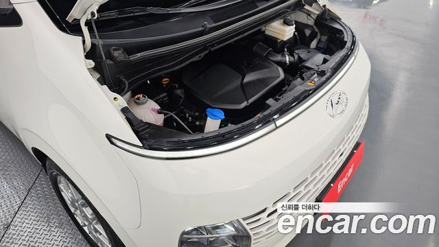 Hyundai Staria 2023 — photo 6