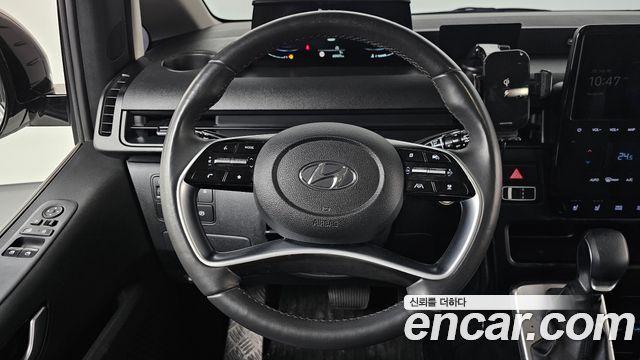 Hyundai Staria 2023 — photo 13