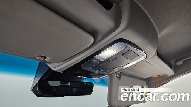Hyundai Staria 2023 — photo 19