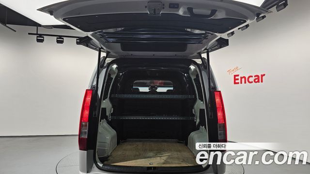Hyundai Staria 2023 — photo 20