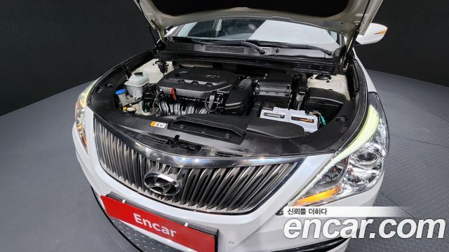 Hyundai Grandeur 2016 — photo 6