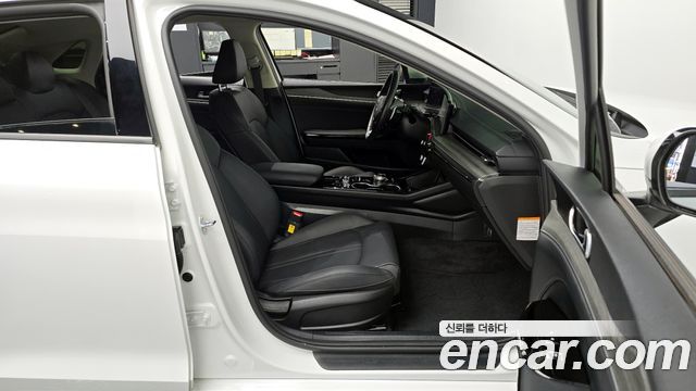 Kia K5 2024 — photo 11
