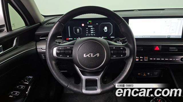 Kia K5 2024 — photo 13