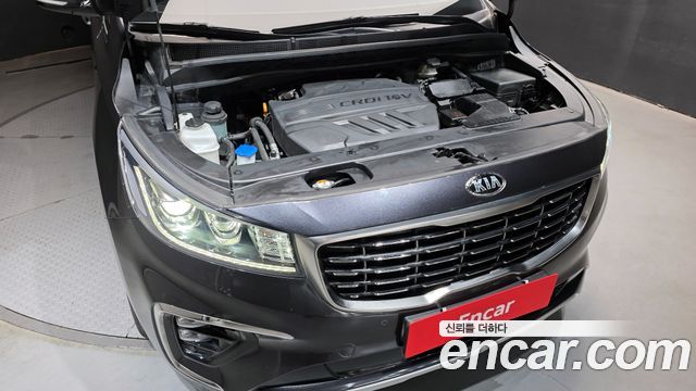 Kia Canival 2019 — photo 6