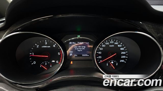 Kia Canival 2019 — photo 8