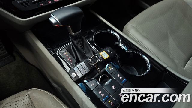 Kia Canival 2019 — photo 9