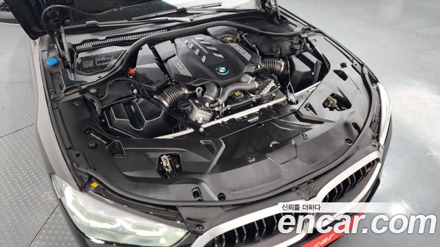 BMW 8-Series 2023 — photo 6